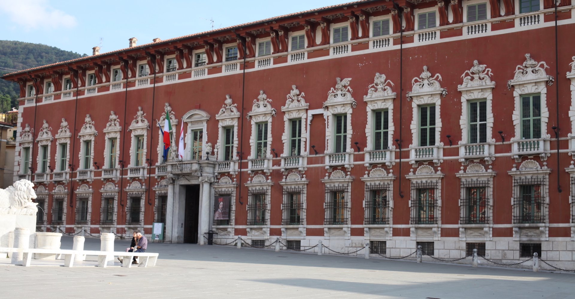 “Il Cappellaio matto che vive in me” – mostra a Massa